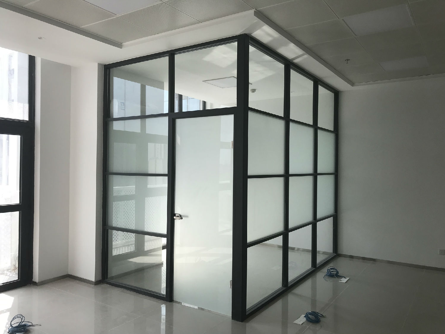 鋁合金玻璃隔斷 鋁合金玻璃隔斷