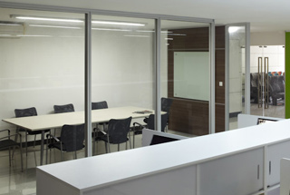 高隔斷型材優質供應商,量身打造滿意服務品質 高隔斷型材優質供應商,量身打造滿意服務品質